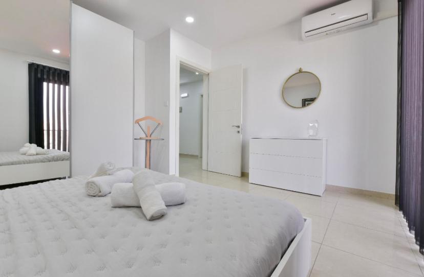 Sea View Apartment บีร์เซบบูจา ภายนอก รูปภาพ